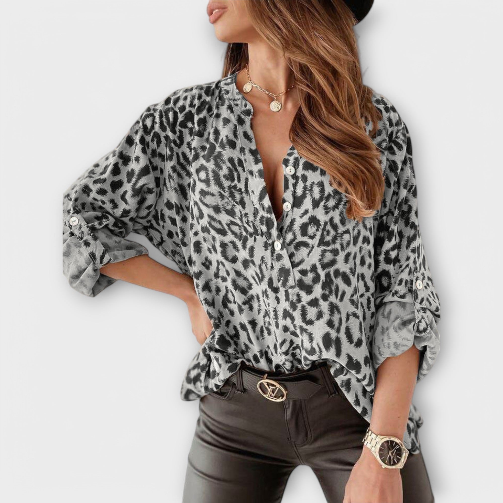 Sofia - Blusa com Padrão de Leopardo