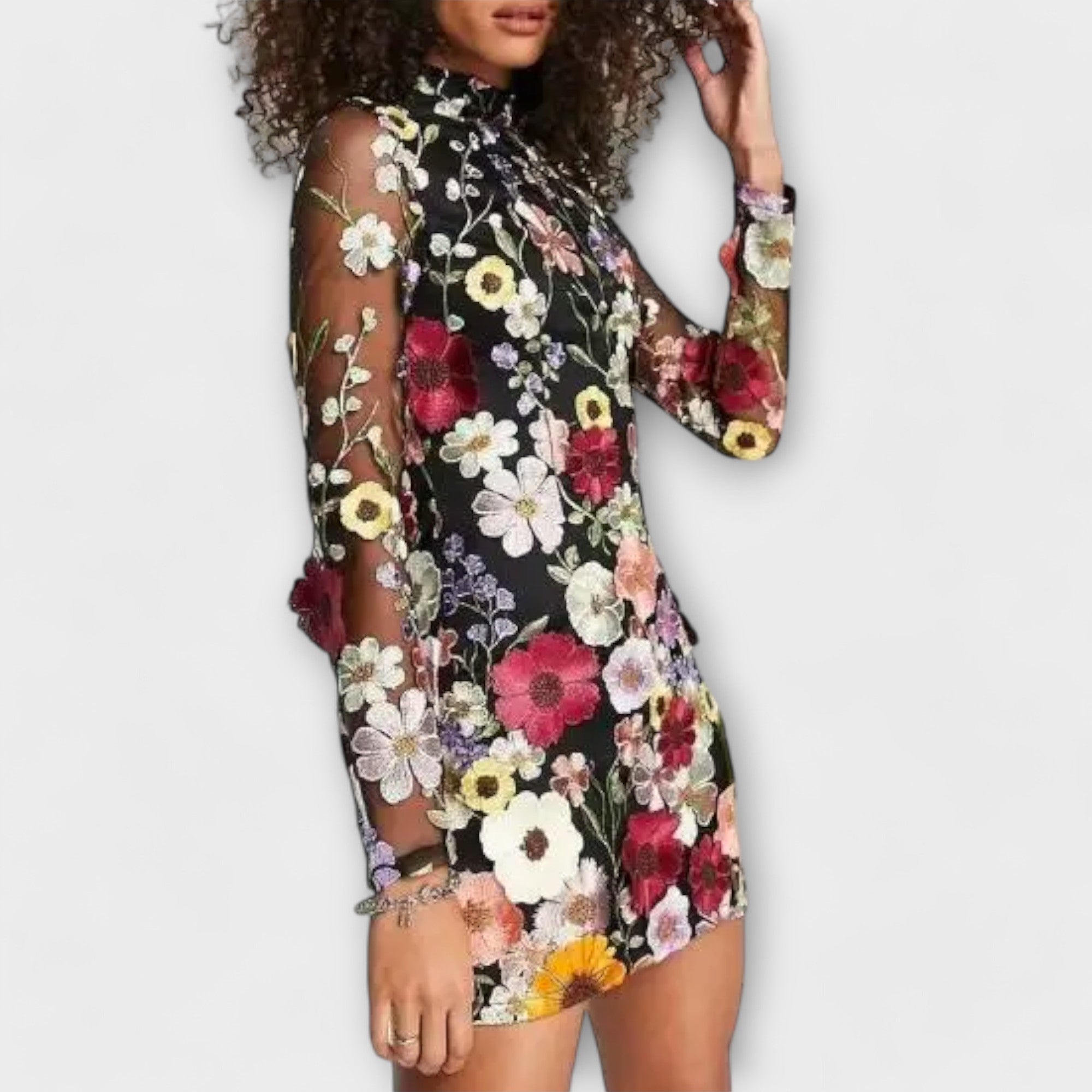 Inês - Vestido com padrão Floral